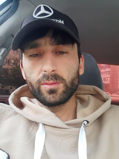  ,   Sheroz, 28 ,   ,   
