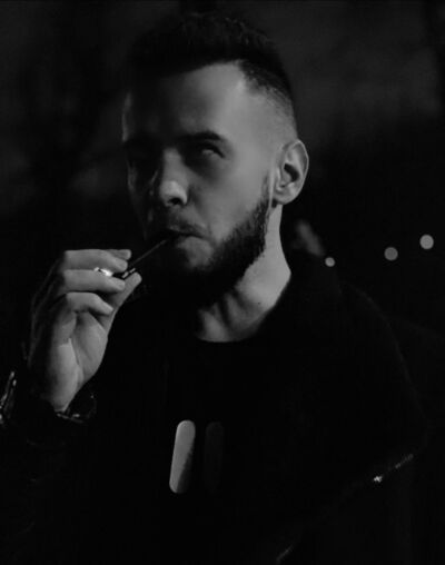  ,   Danik, 27 ,   c 
