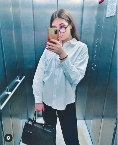  ,   KARINA, 25 ,   ,   , c , 