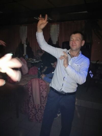  ,   Eugen, 42 ,   