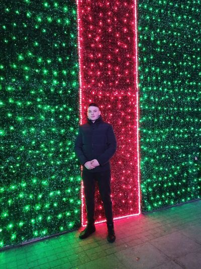  ,   Konstantin, 25 ,   ,   , c , 