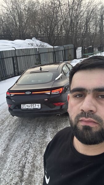  New York City,   Islombek, 34 ,   ,   