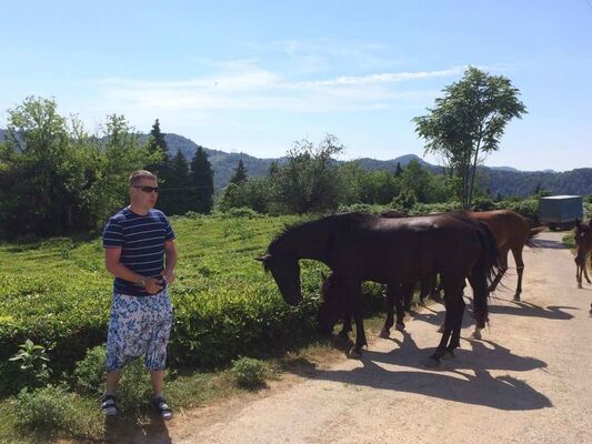   ,   Maks, 52 ,   