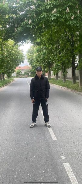  ,   Isoqjon, 24 ,   ,   
