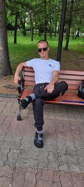  ,   Artem, 27 ,   ,   , c , 