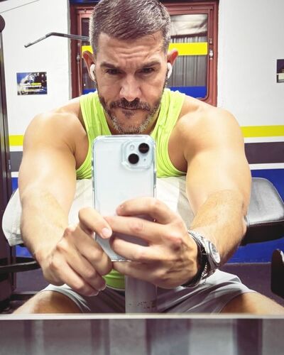  ,   Bryan vlad, 49 ,     , c 