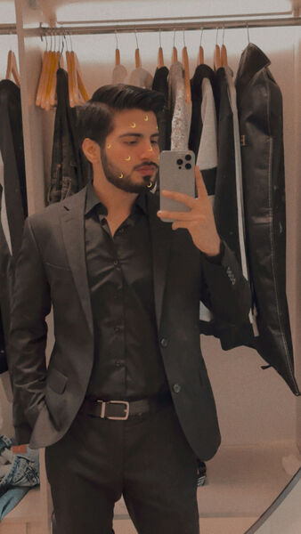  ,   Salman, 24 ,   c 