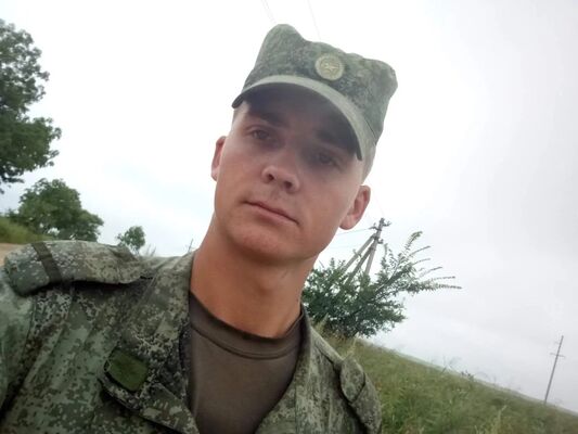  ,   Alexander, 28 ,   ,   