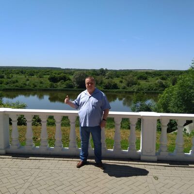  ,   Andrei, 47 ,   c 