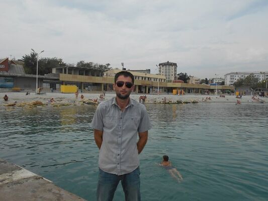  ,   Gagik, 42 ,   ,   , c 