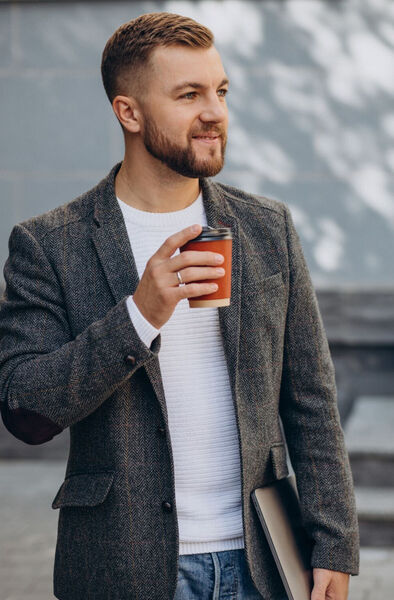  ,   Zarida, 42 ,   ,   