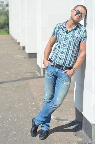  ,   Alex, 43 ,   ,   , c 