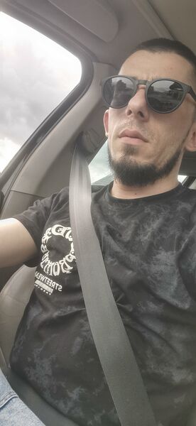  ,   Amiko, 30 ,   ,   