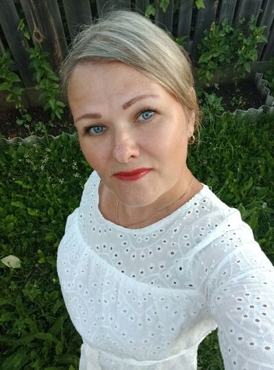  ,   Tamara, 40 ,   ,   