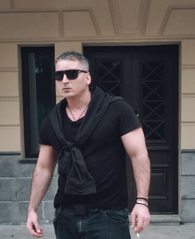  ,   Lasha, 42 ,   ,   