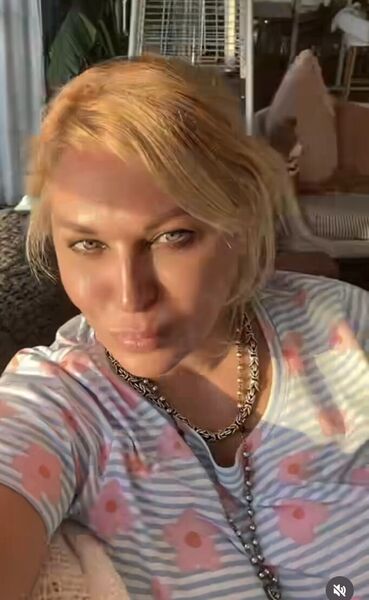 Budva,   Oksana, 45 ,   ,   , c 