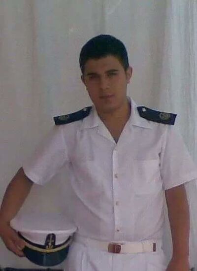  ,   Ferhat, 32 ,   ,   , c 