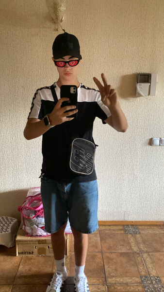  ,   Niko, 21 ,   ,   