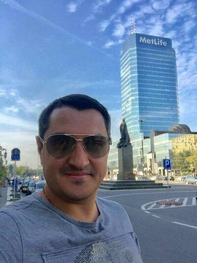  ,   Nik, 40 ,   , 
