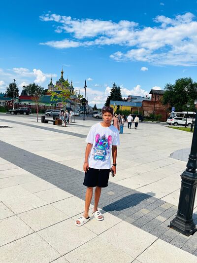  Raszyn,   Yeroy, 20 ,   ,   