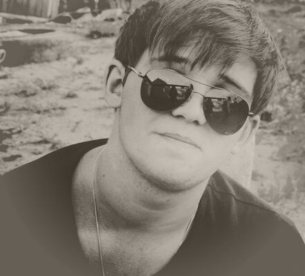  ,   Andrew, 34 ,   ,   , c 