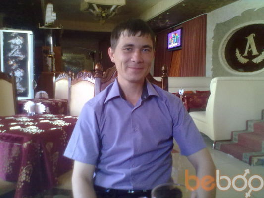  ,   Alex, 41 ,   