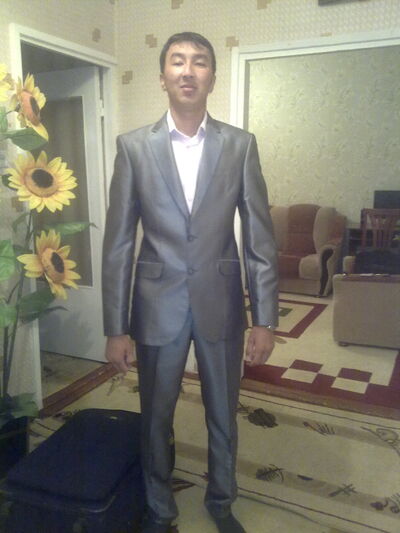  ,   Denis, 36 ,   