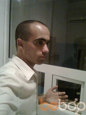  ,   Artur, 44 ,   