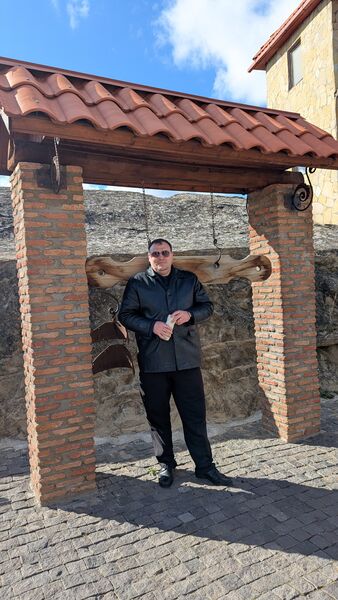  ,   Nik, 45 ,   ,   