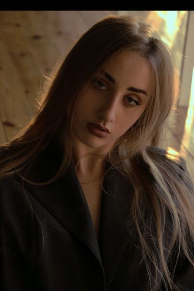  ,   Darya, 22 ,   ,   