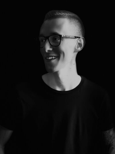  ,   , 28 ,   