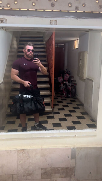  Holon,   Aleksei, 32 ,     , c 