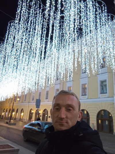  ,   Slavik, 33 ,   ,   