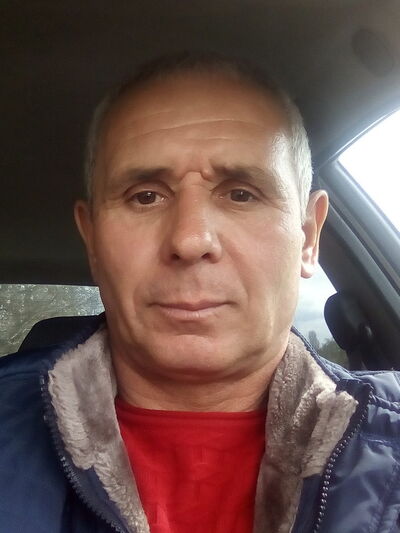  ,   Leonid, 51 ,   
