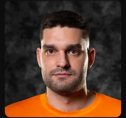  ,   Pavel, 32 ,   ,   , c 