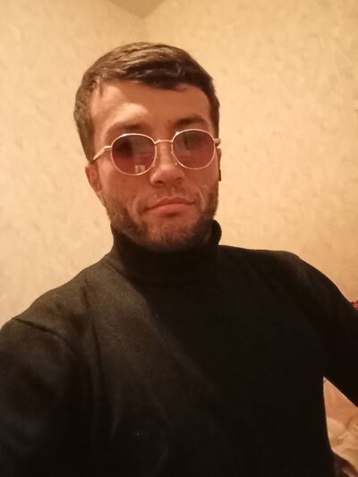  ,   Shoxrux, 29 ,   c 