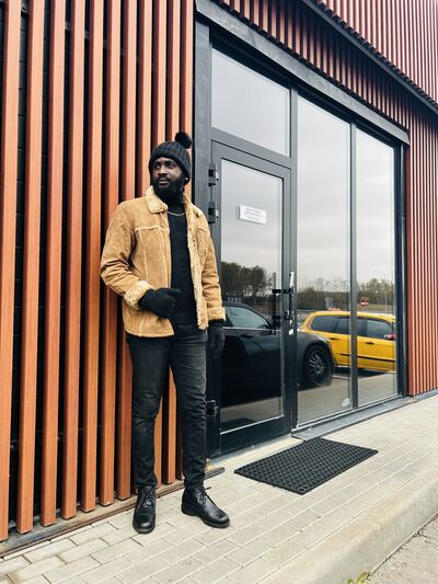 Palais-Bourbon,   , 32 ,   ,   