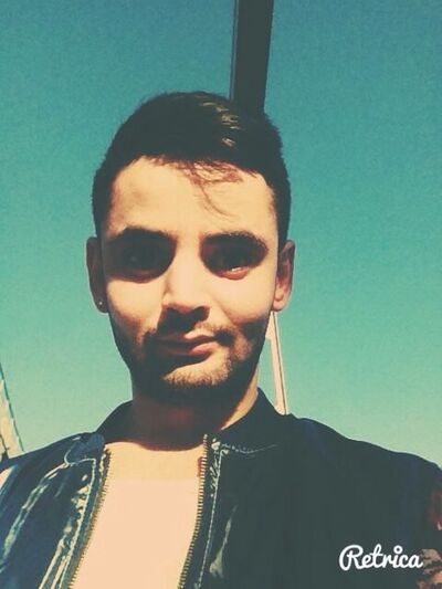  ,   Mert, 32 ,   ,   , c 
