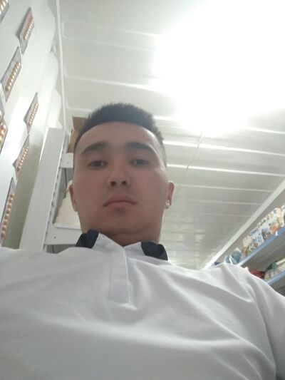  ,   Erkin, 32 ,   