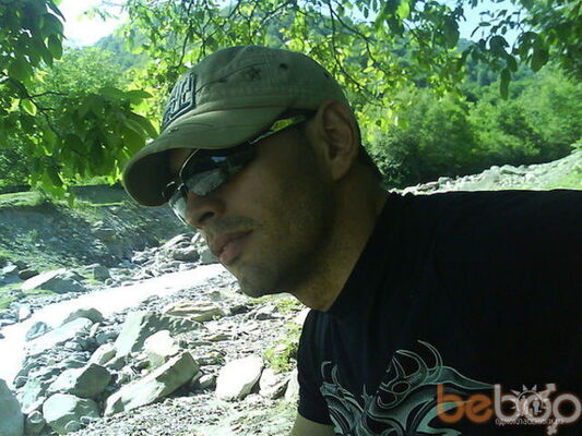  ,   Elton, 43 ,     , c 
