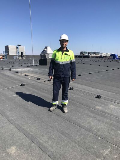  ,   Denis, 48 ,     , c 