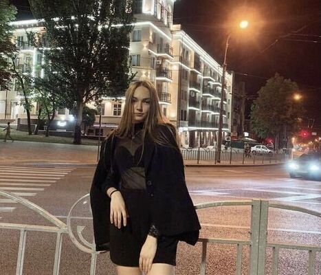  ,   Elena, 27 ,   ,   