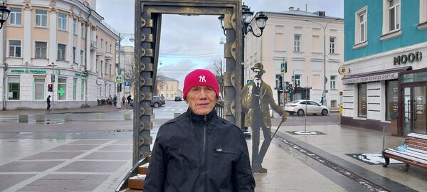  ,   Edward, 72 ,   ,   , c 