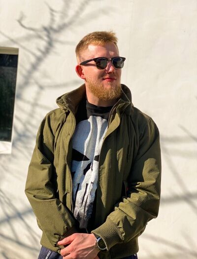   ,   Andrew, 32 ,   ,   , 