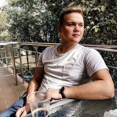  18250683  , 27 ,    -