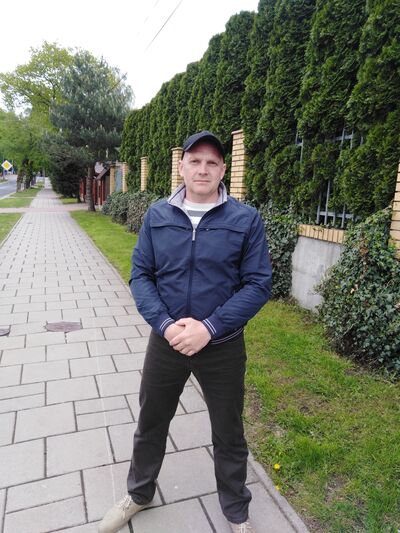  ,   Leonid, 45 ,   ,   