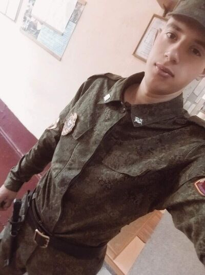  ,   Dmitri, 25 ,     , c 