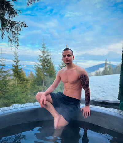  ,   Sergei, 25 ,   ,   
