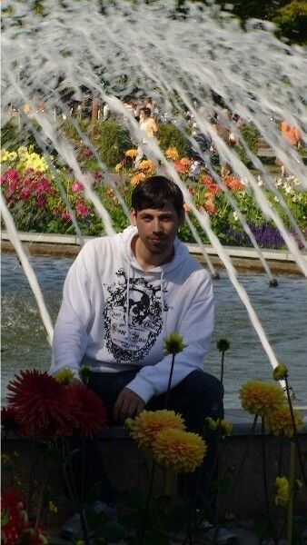  Husum,   Nurdamir, 38 ,   ,   , c 