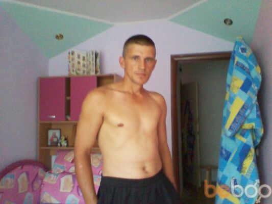 ,   Viktor, 49 ,     , c 
